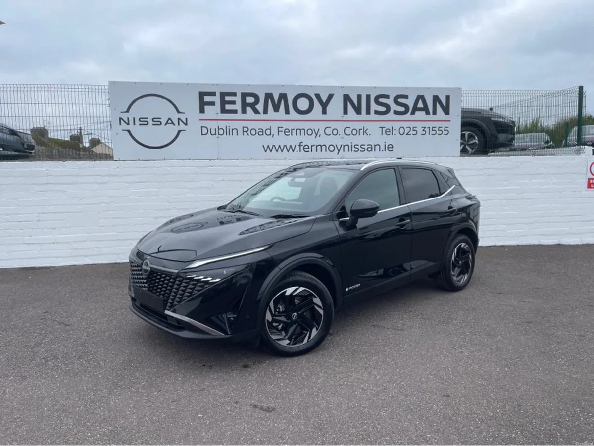 Nissan Qashqai SALE NOW ON SV Premium Hybrid - Image 1