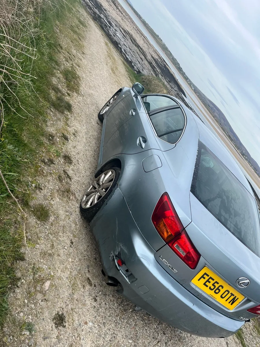 Lexus is250 - Image 3
