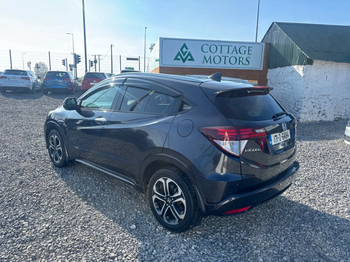 Honda Vezel FULL LEATHER - Image 3