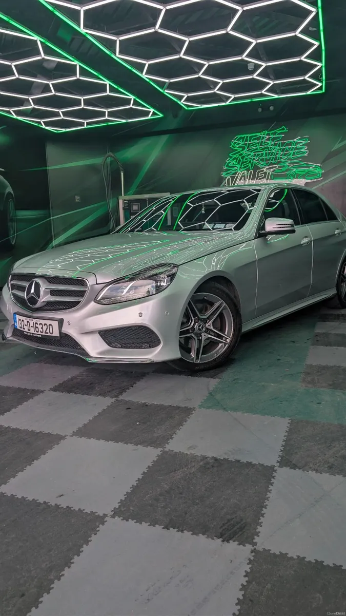 Mercedes-Benz E-Class 2013 - Image 3