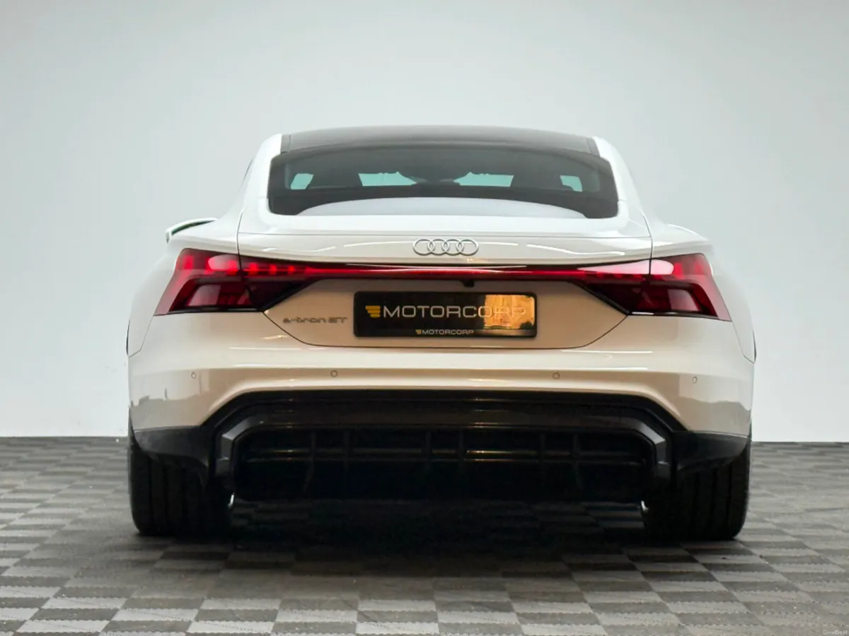 Audi e-tron GT GT 522HP QUATTRO - Image 6