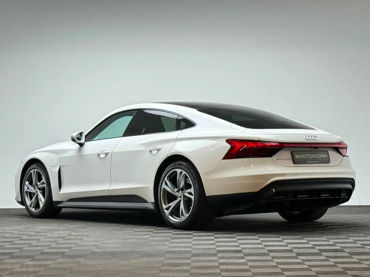 Audi e-tron GT GT 522HP QUATTRO - Image 5