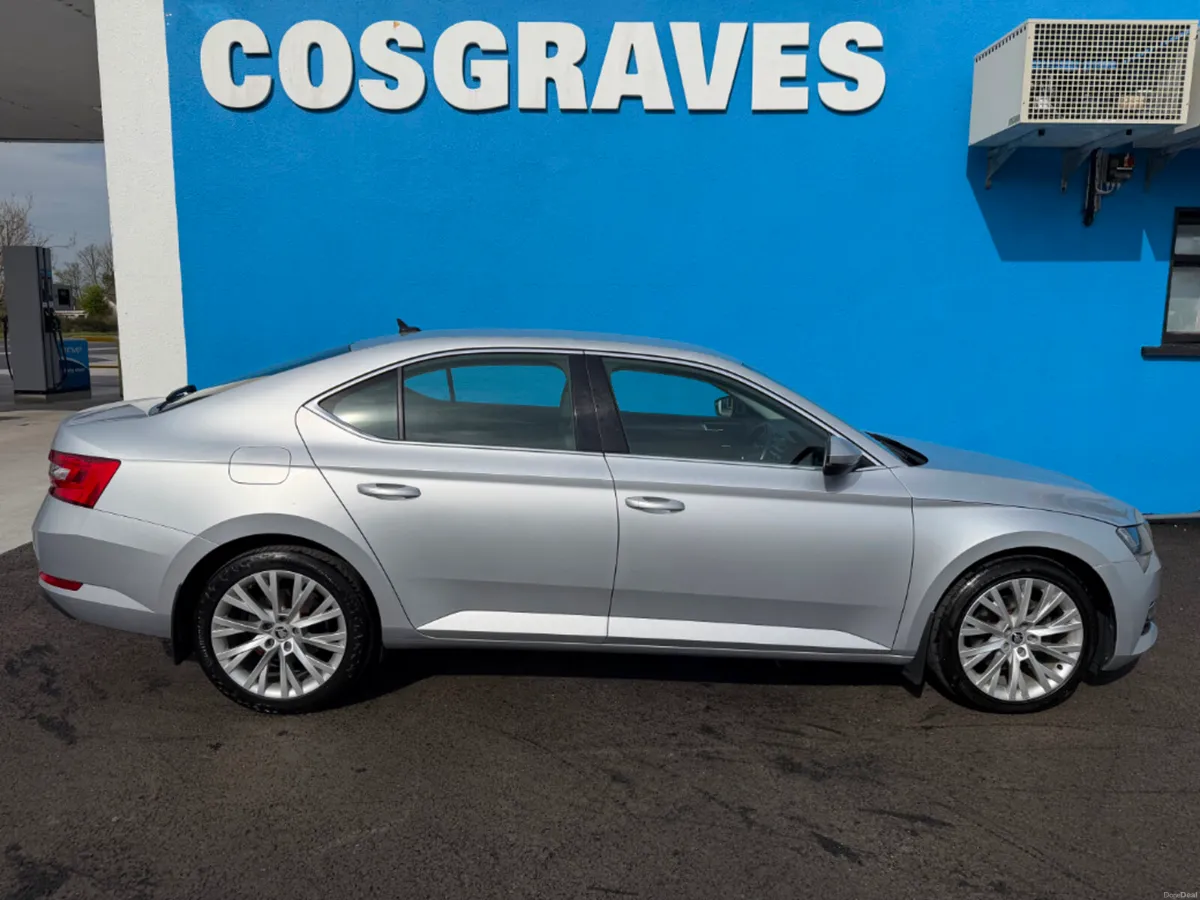 Skoda Superb Style 2.0tdi 150HP 5DR * FULL LEATHER - Image 2