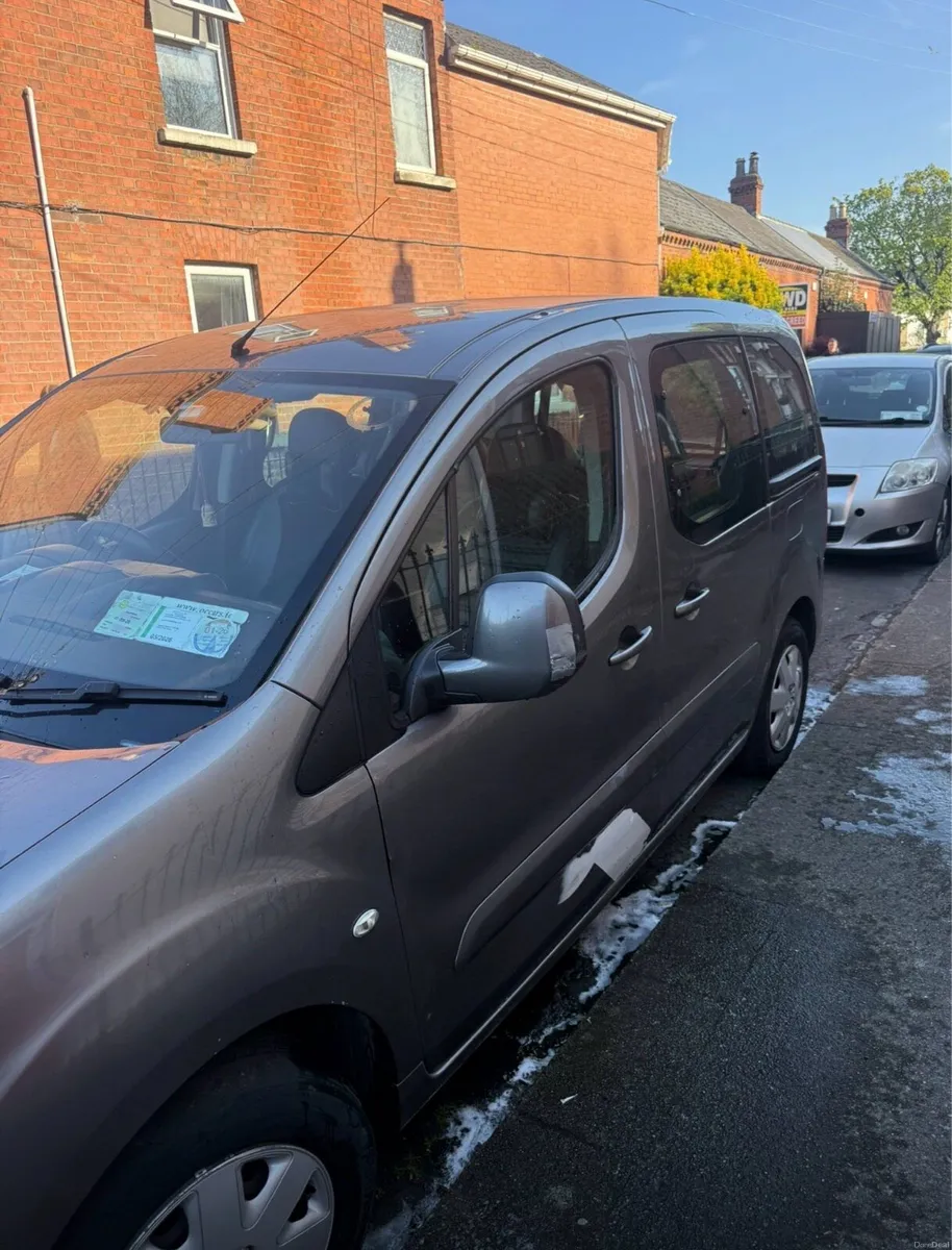 Peouget partner - Image 2