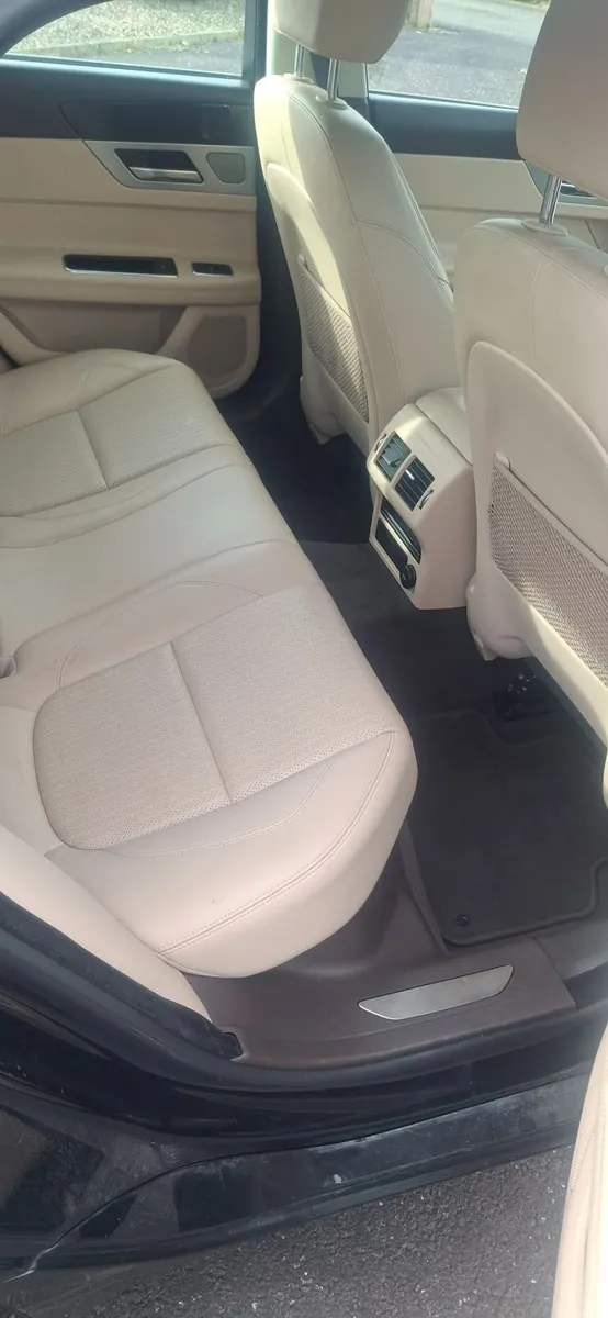 Jaguar XF 2016 - Image 4