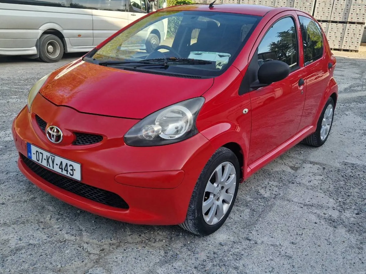 Toyota Aygo 1.0 - Image 4