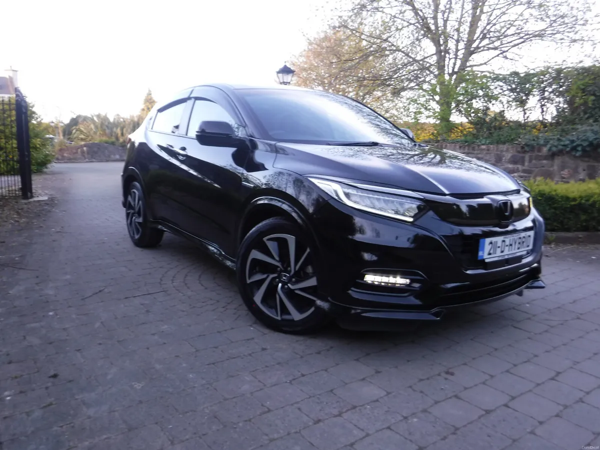 HONDA VEZEL 1.5 AUTO HYBRID RS LTD ANDROID+CARPLAY - Image 1