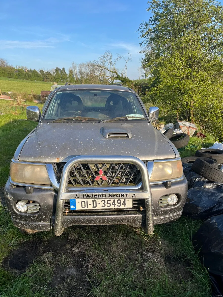 Mitsubishi Pajero 2001 - Image 1