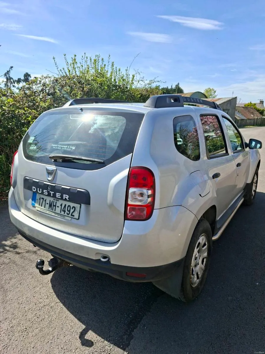 DACIA DUSTER 2017 ONLY 112000KM - Image 4