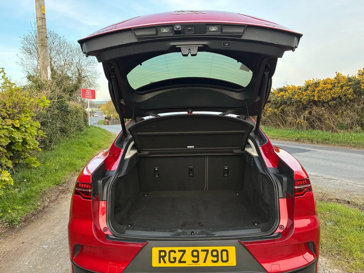 Jaguar I pace - Image 4