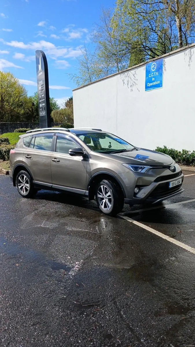 Toyota RAV4 2018 - Image 1