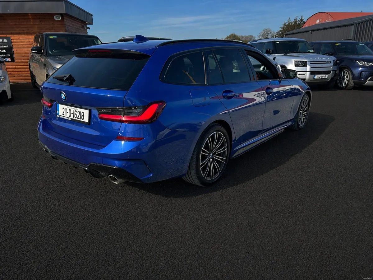 211 BMW 320D MSPORT XDRIVE ESTATE - Image 4