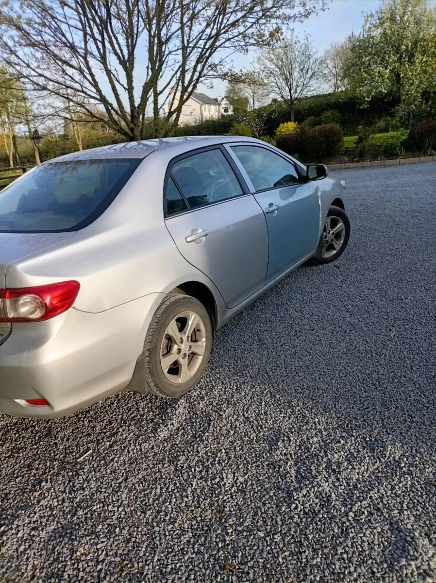 Toyota Corolla - Image 4