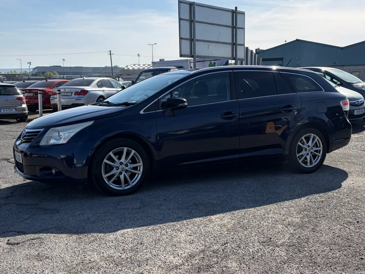 2011 Toyota Avensis 2.0 D-4D Luna Estate 03/27 - Image 3