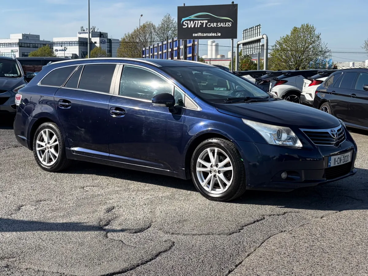 2011 Toyota Avensis 2.0 D-4D Luna Estate 03/27 - Image 1