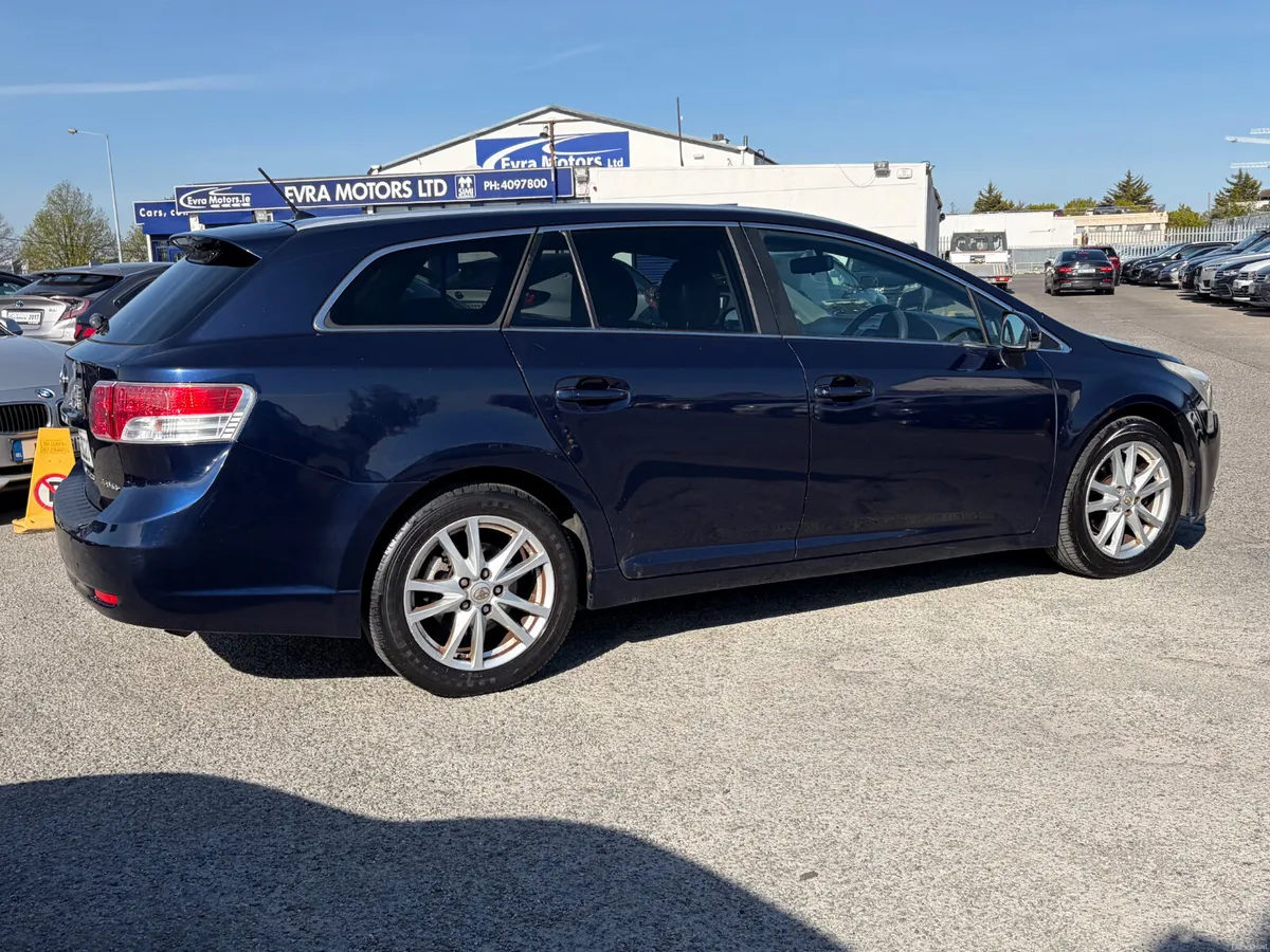 2011 Toyota Avensis 2.0 D-4D Luna Estate 03/27 - Image 4