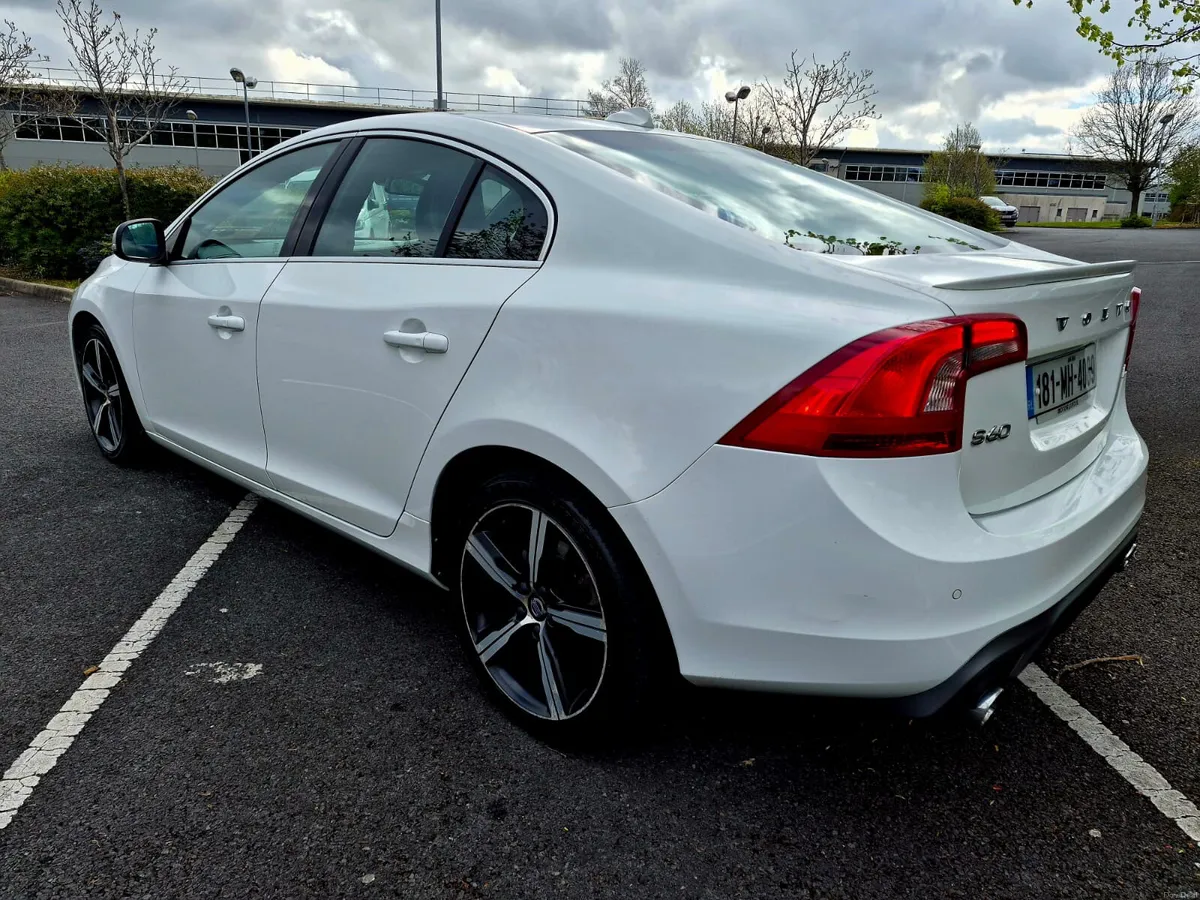 2018 VOLVO S60 2.0 D4 R DESIGN - Image 4