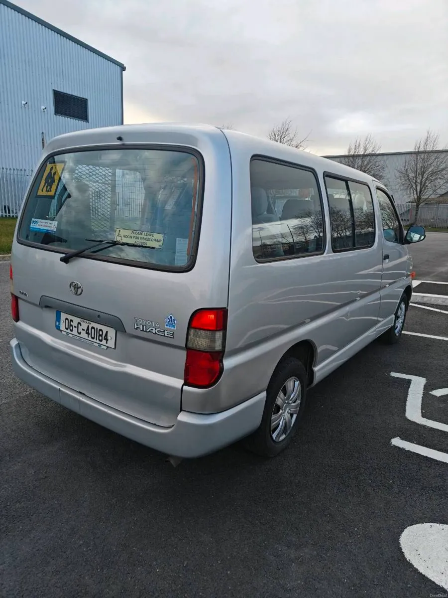 Toyota hiace - Image 2
