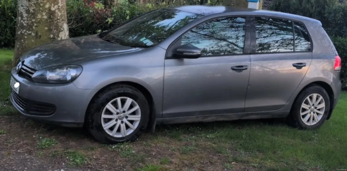 2012 Volkswagen Golf 1.6 TDI - Image 2