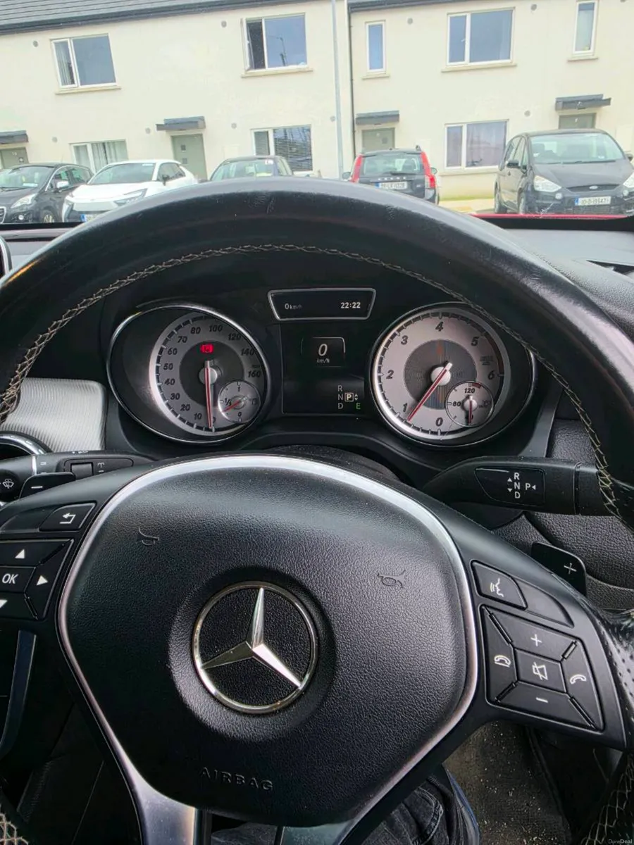 Mercedes gla cdi 200 2015 automatic 2,1 D - Image 4