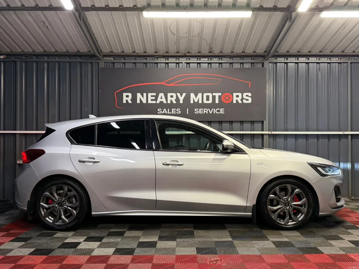 2022 Ford Focus Diesel Automatic ST-Line - Image 6