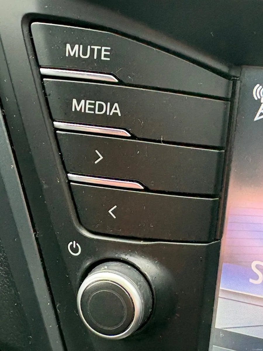 Toyota Avensis 2018 - Image 3