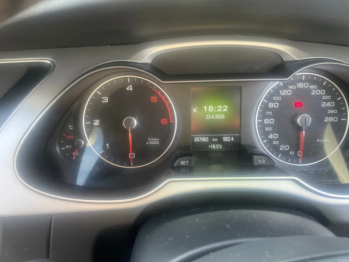 Audi A4 2015 - Image 3