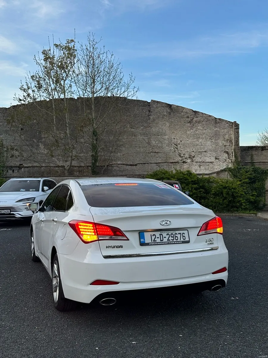 HYUNDAI I40 - Image 2