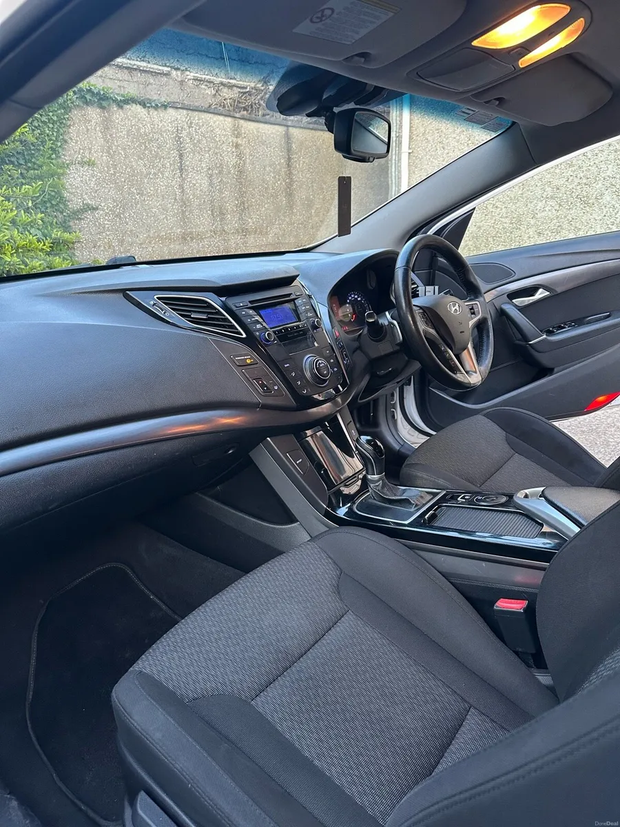 HYUNDAI I40 - Image 3