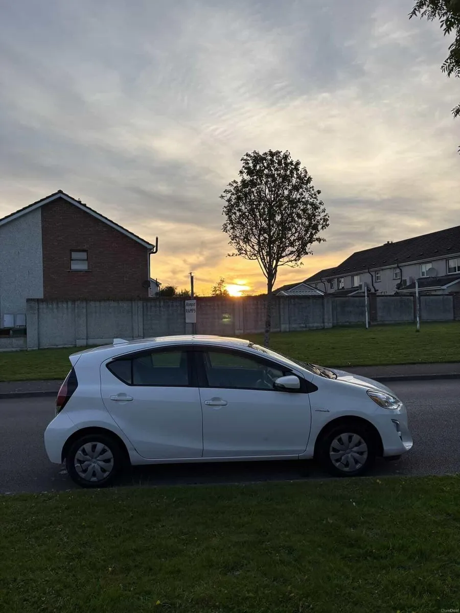 Toyota Aqua - Image 4