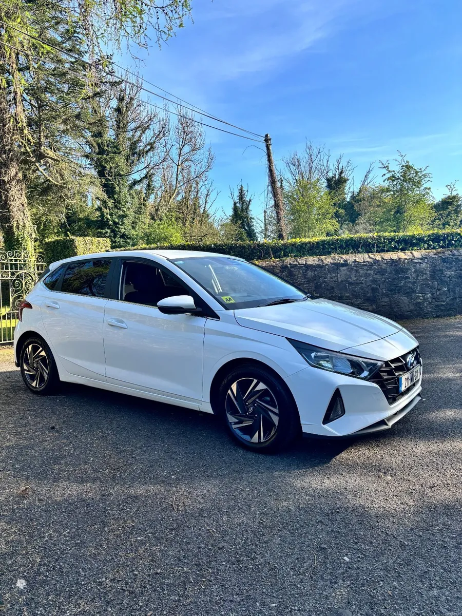 2021 Hyundai i20 Deluxe Plus 1.2Petrol - Image 3