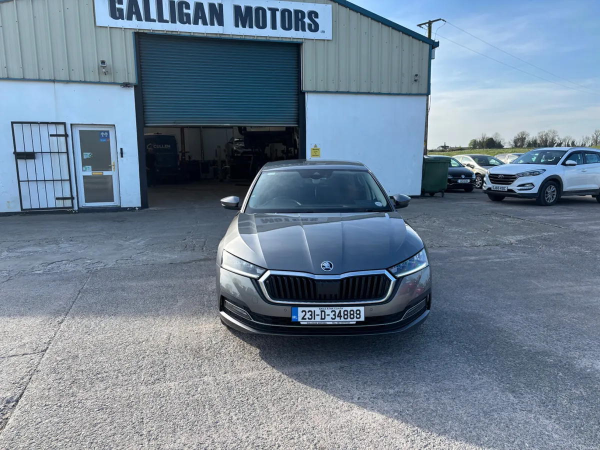 Skoda Octavia 2023 - Image 2