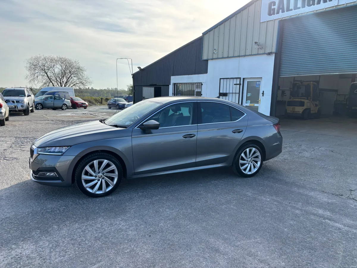 Skoda Octavia 2023 - Image 3