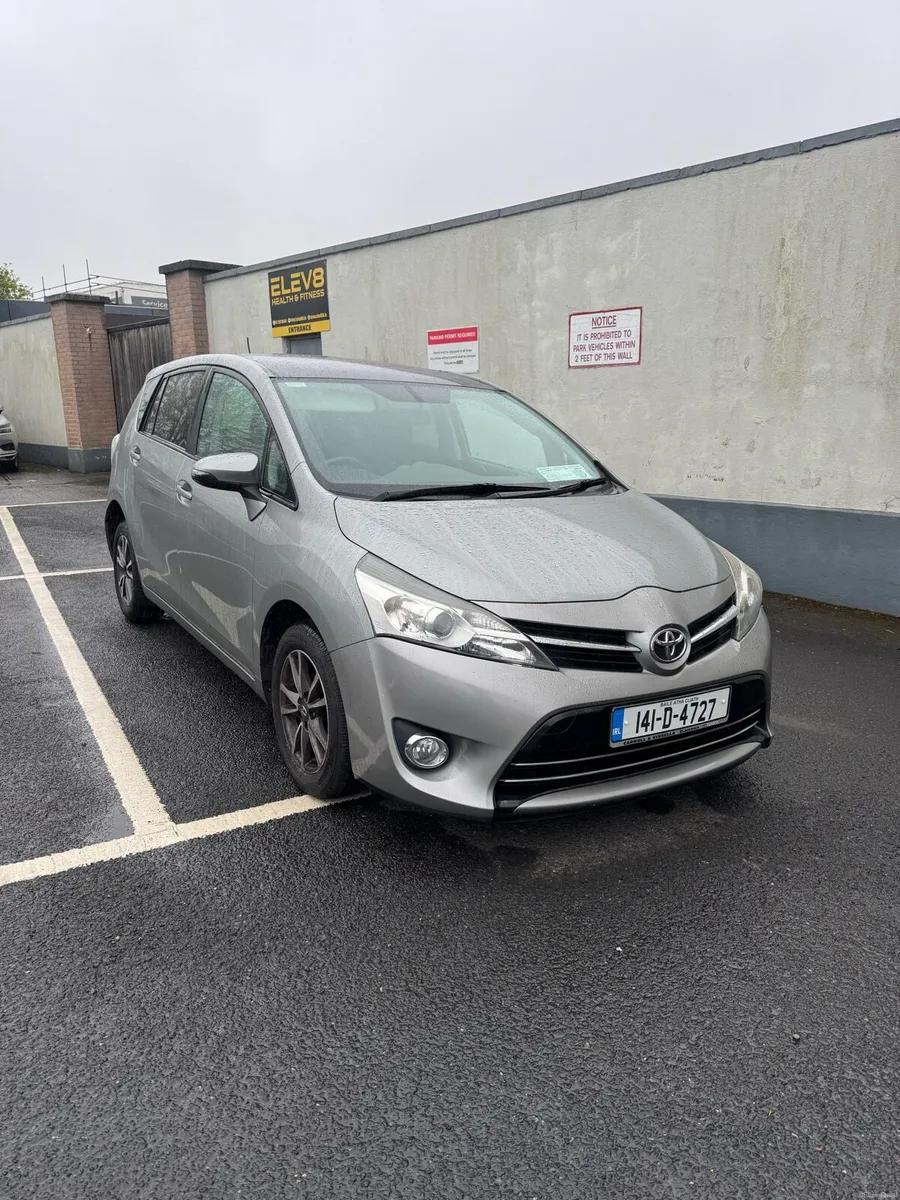 Toyota verso 2014 2.0D4D - Image 1