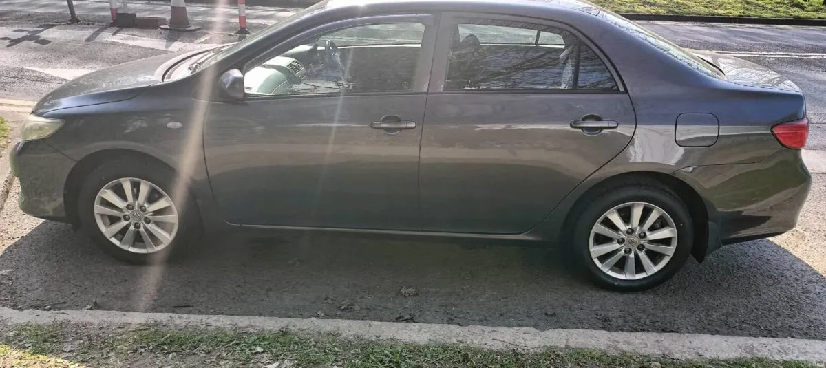 Toyota Corolla saloon diesel 2008 Fresh NCT 04/27 - Image 2
