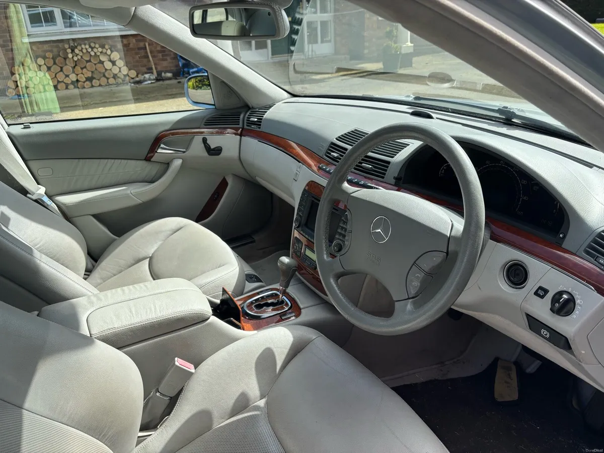 Mercedes - Image 6