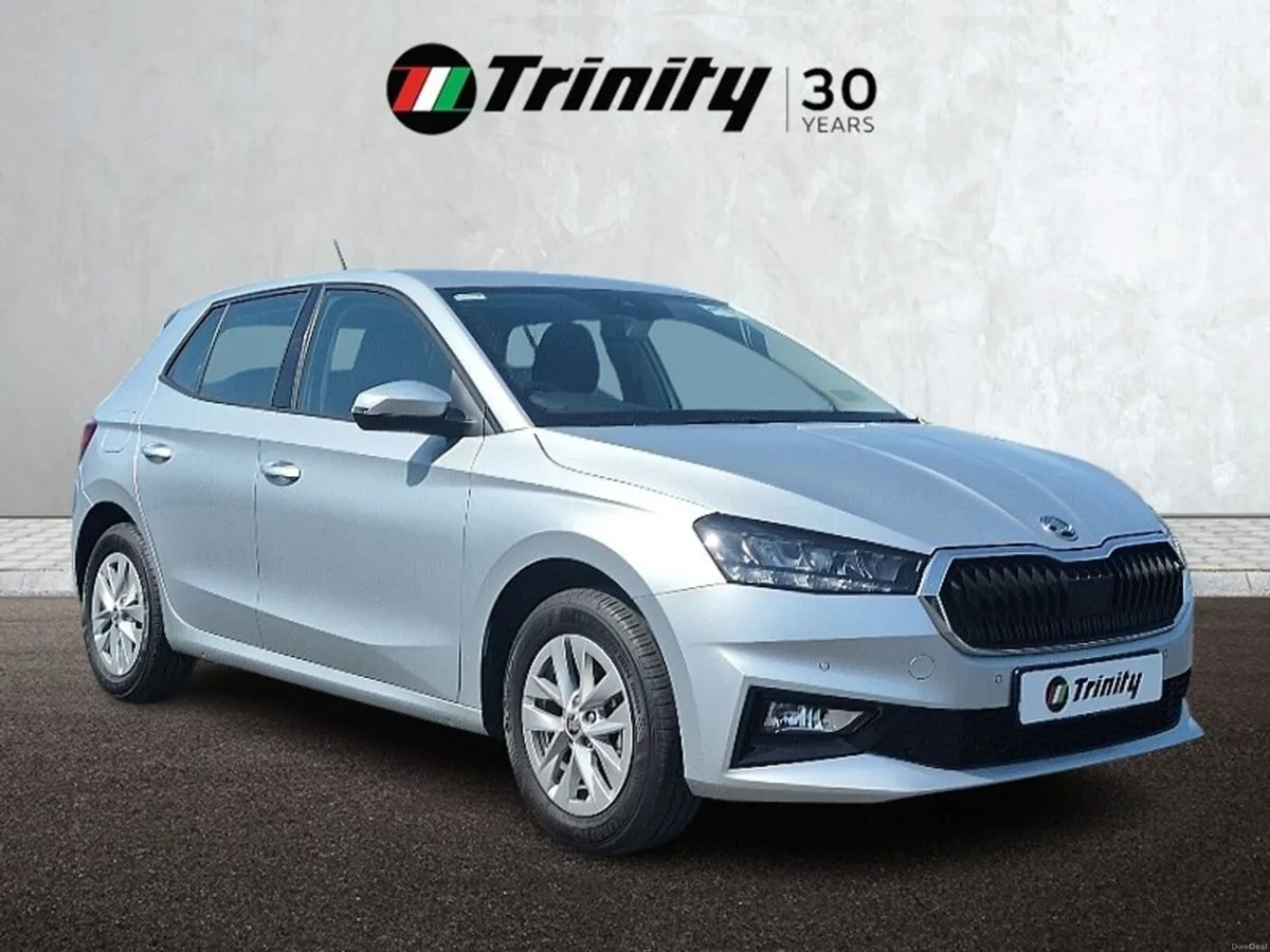 Skoda Fabia ** SELECTION **  1.0MPI 80HP ** TRINIT - Image 1