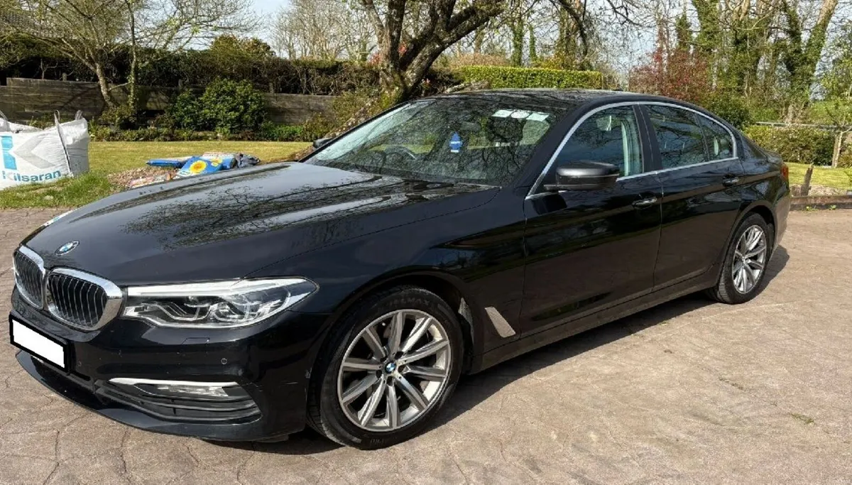 BMW 5-Series 2017 - Image 1