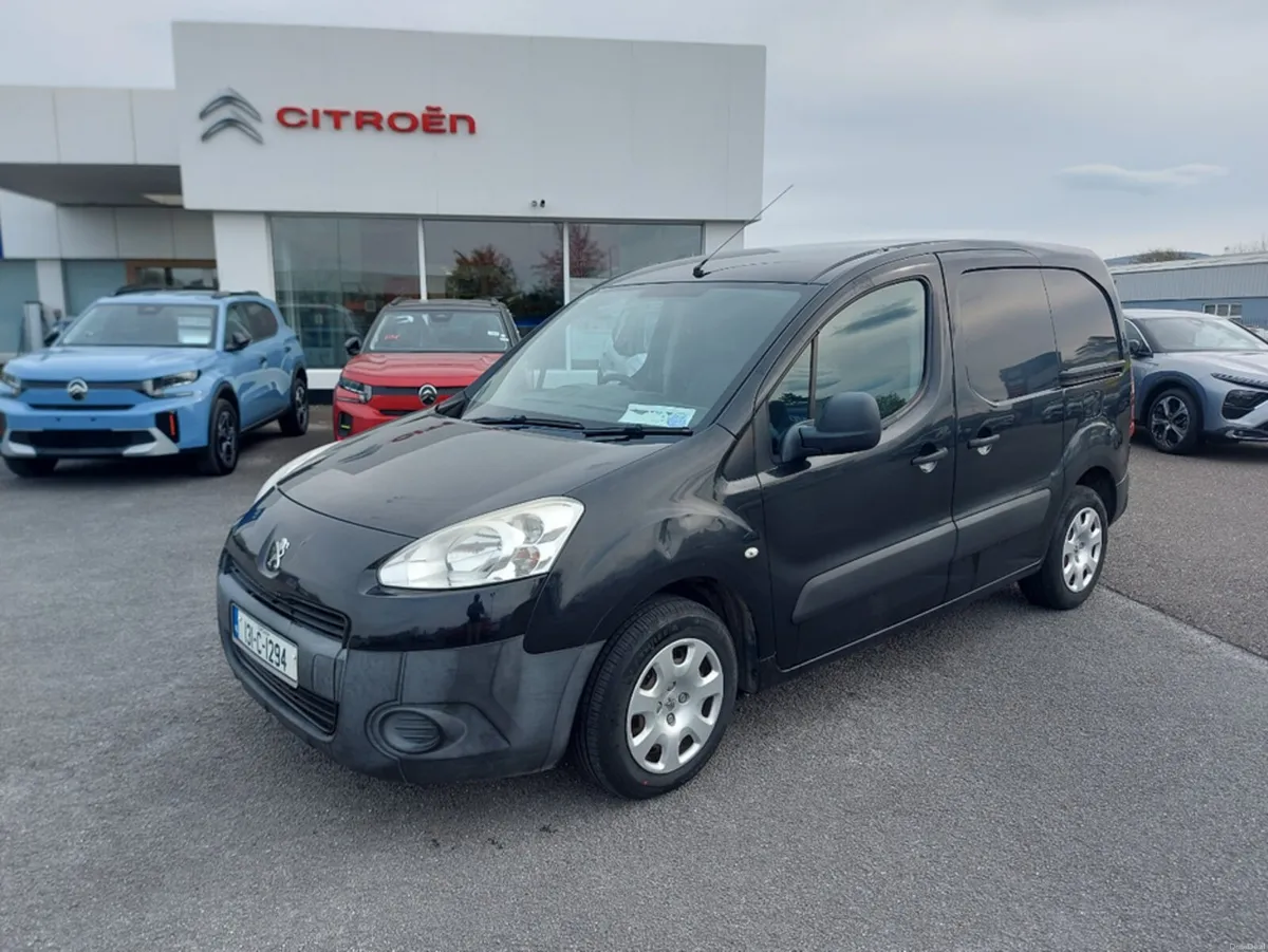 Peugeot Partner ACTIVE 1.6 HDI 75 PANE PANELED 4DR