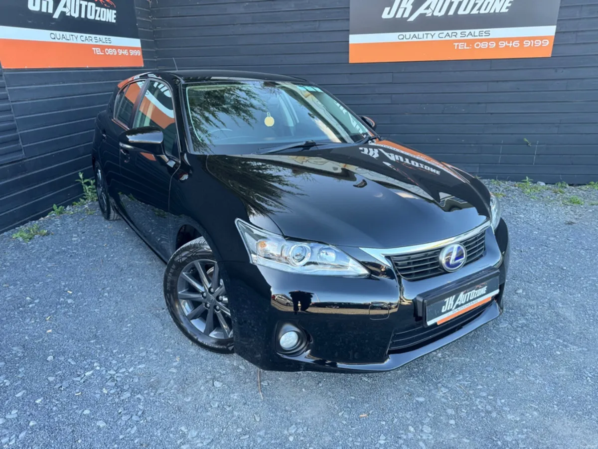 Lexus CT 1.8 HYBRID AUTO - Image 1