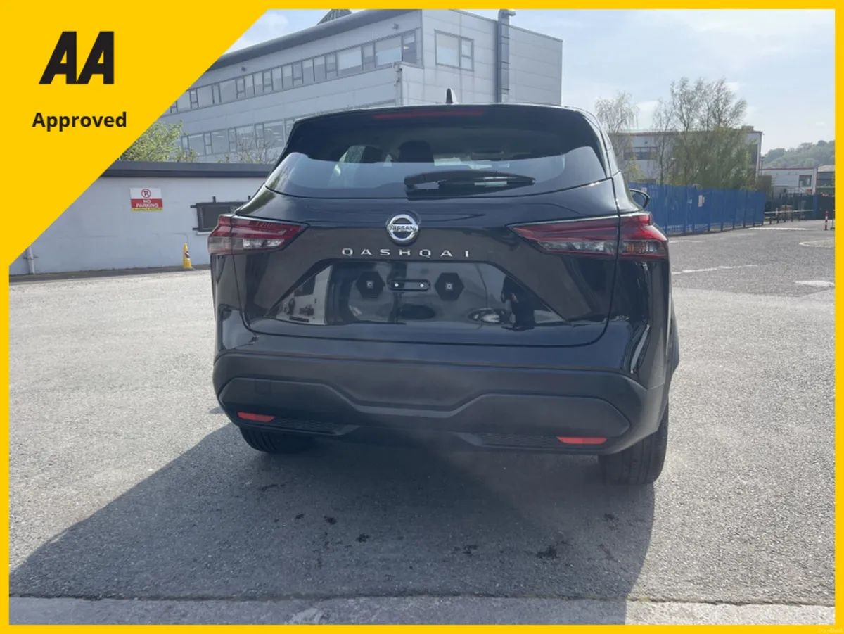 Nissan Qashqai ACENTA PREMIUM DIG-T FREE DELIVERY - Image 2