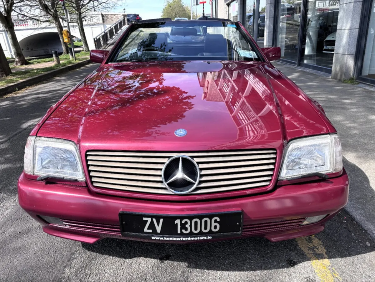 Mercedes-Benz SL-Class 320 3.2 2DR A - Image 3
