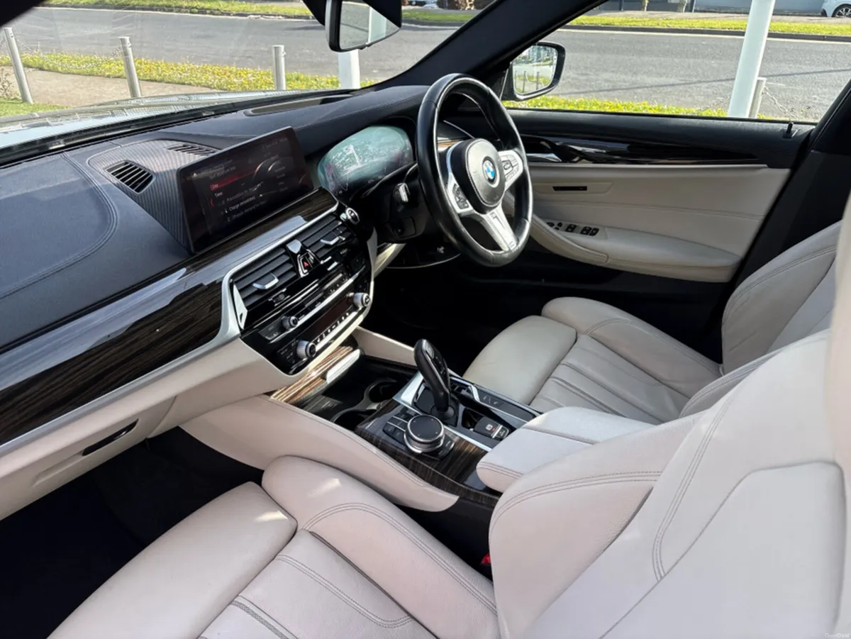 BMW 5-Series 530E G30 M SPORT 4DR AUTO - Image 3