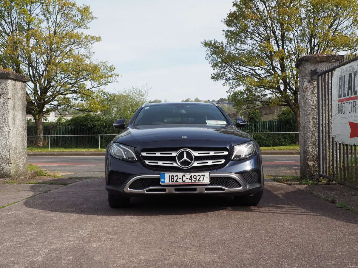 Mercedes-Benz E-Class 2018 FSH - Image 3