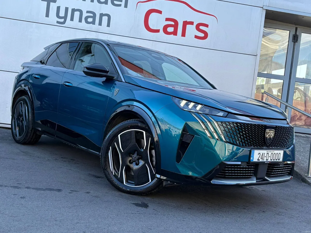2024 Peugeot 3008e GT Line, CarPlay, 19" Alloys - Image 2