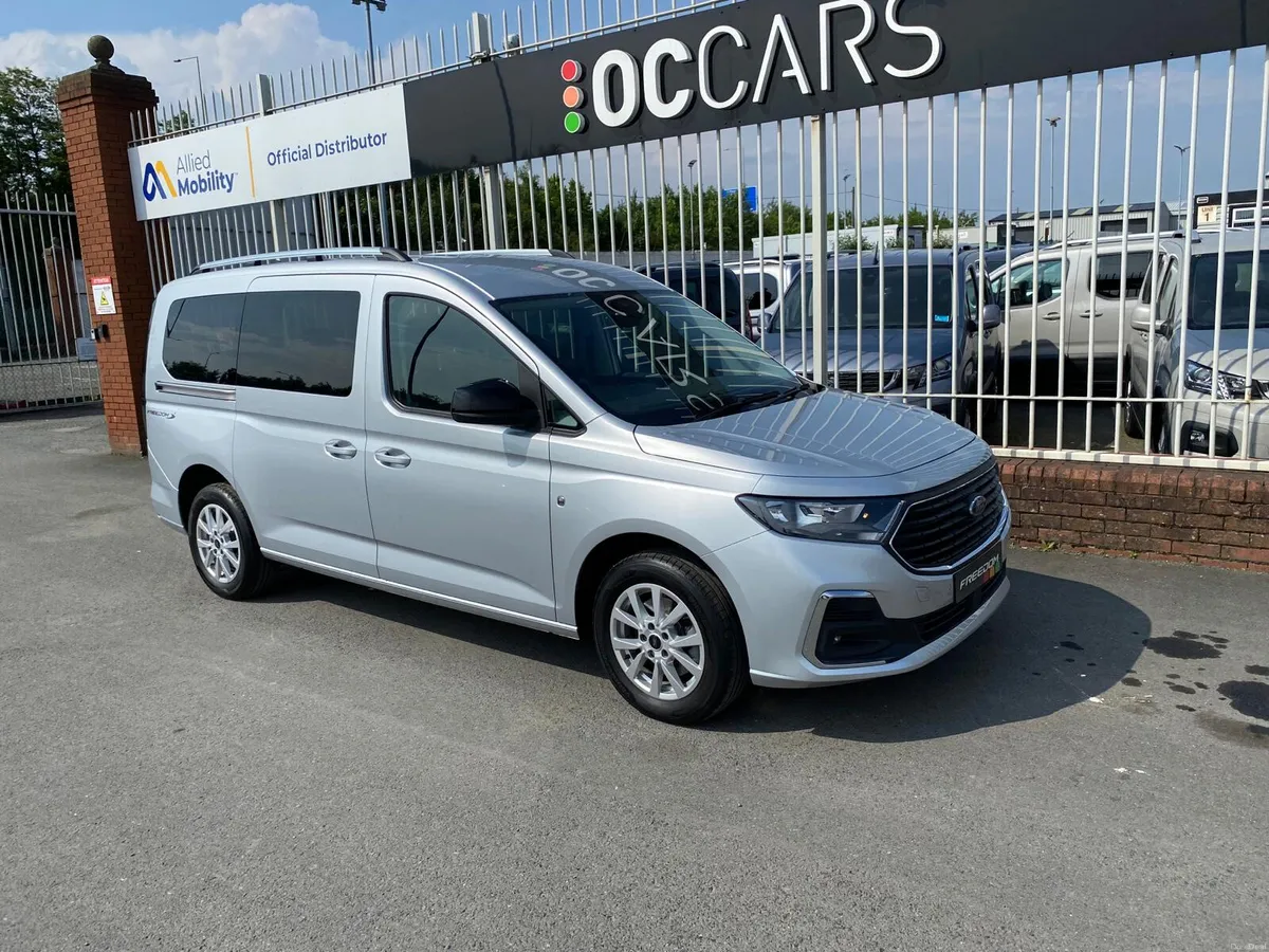 Wheelchair Accessible Taxi Ford Freedom Pre Reg - Image 4
