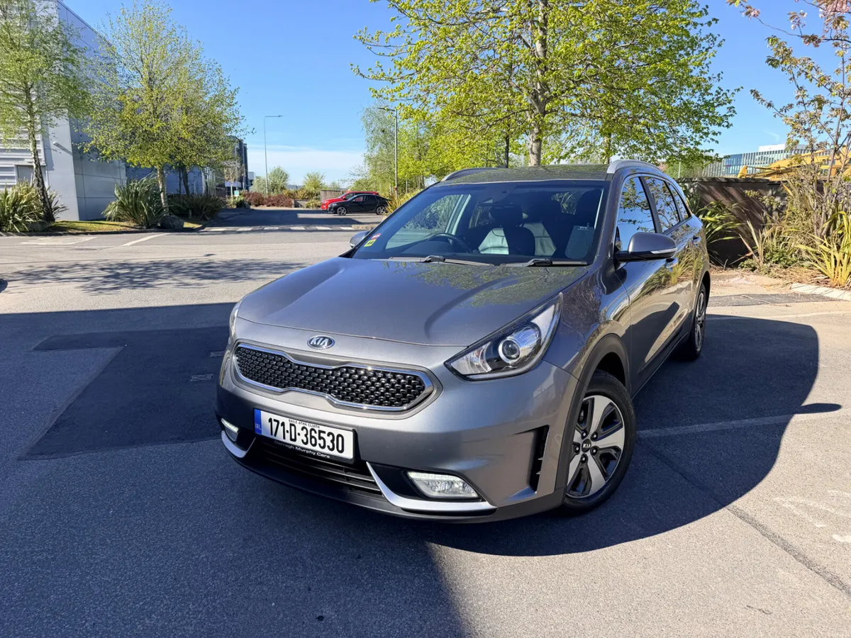 171 Kia Niro 1.6 Petrol / Hybrid ~  Platinum Spec. - Image 1