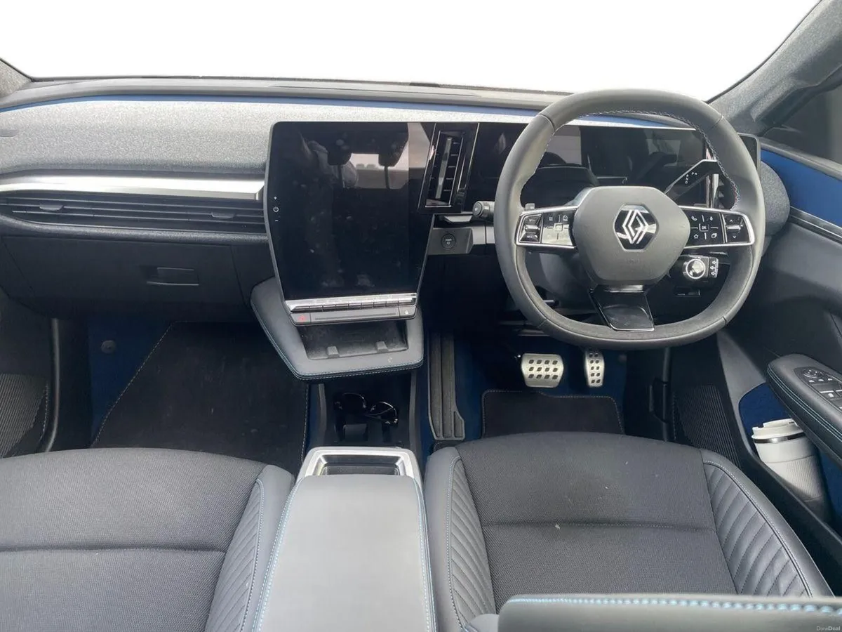 Renault Scenic techno 60kWh 170hp - Image 2