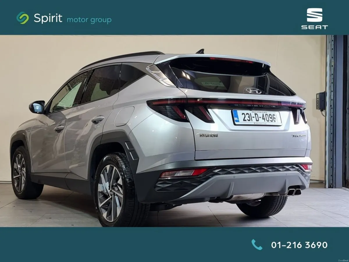 Hyundai Tucson 2WD Executive Plus**Call Andrew 086 - Image 3