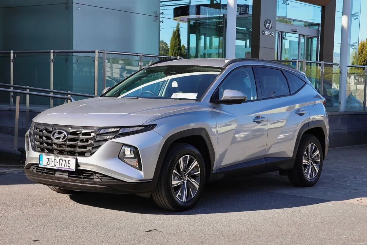 Hyundai Tucson 2WD Executive HEV Auto - Image 1